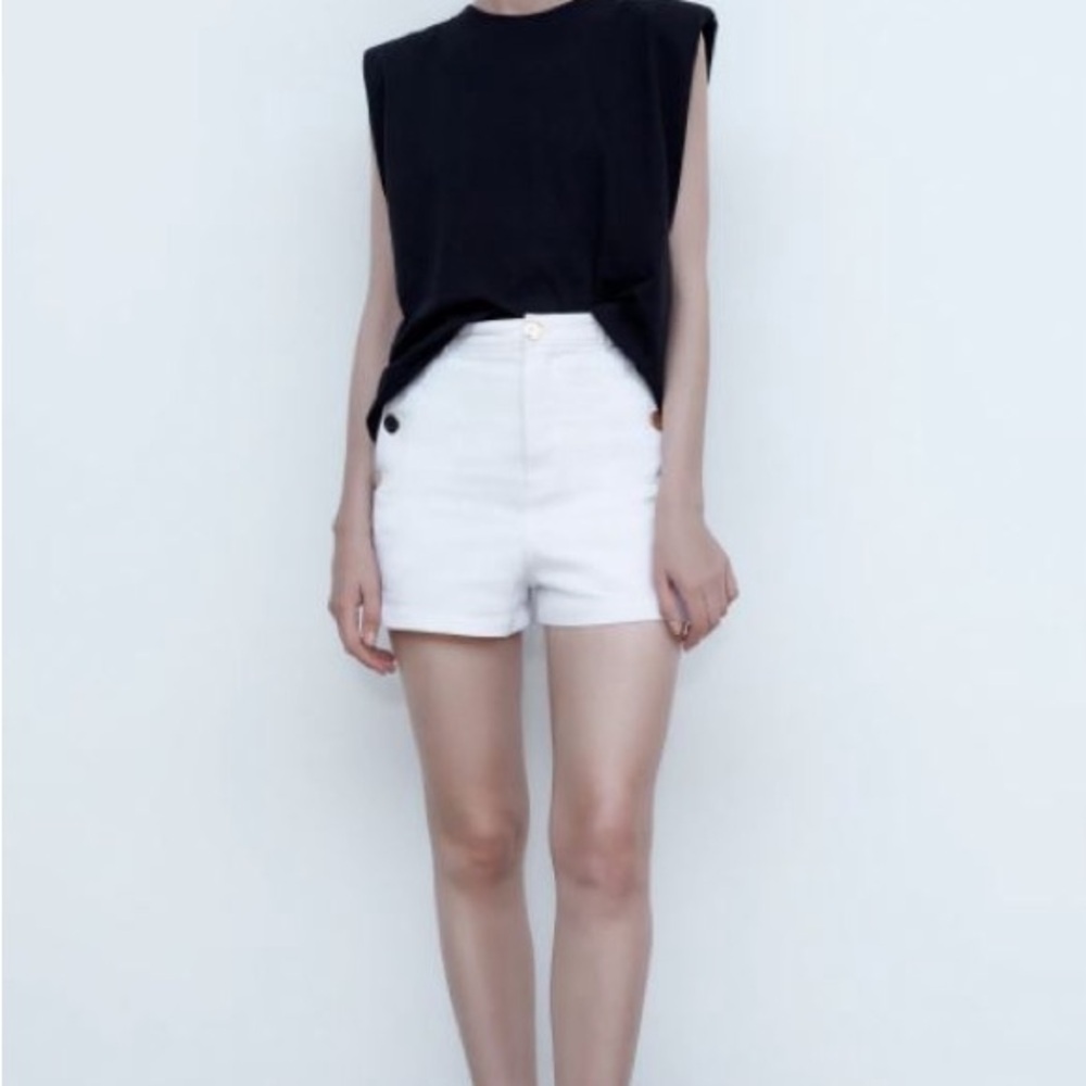 Zara NWT Shorts with gold buttons - Picture 2 of 7